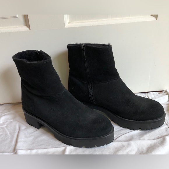 Aquatalia Shoes - Aquatalia Suede Waterproof Ankle Boots w. Faux Fur Lining Size 11